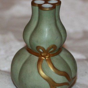 Hand Painted Ginori Double Gourd Miniature Vase Mottahedeh